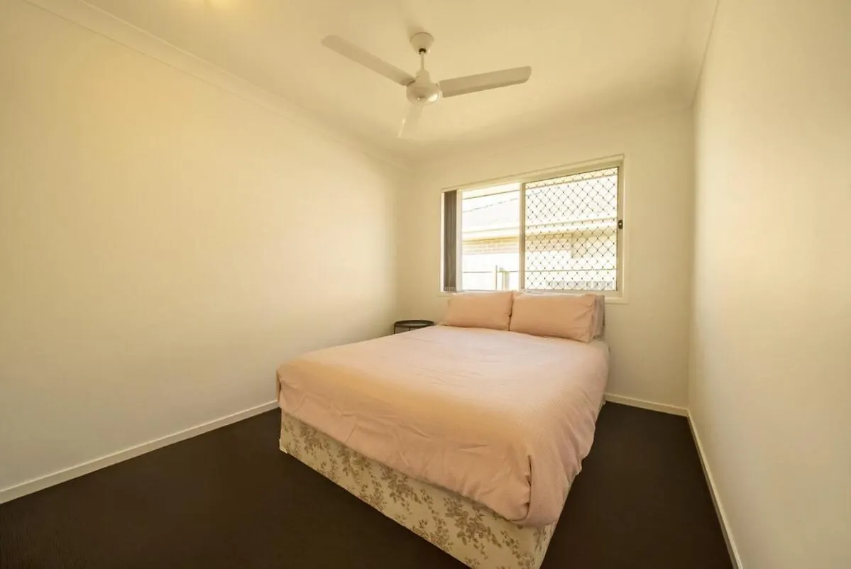 Peaceful Retreat - Spacious Family Home In Yarrabilba Perfect For Family Or Professionals Logan Village 0*,  Australia