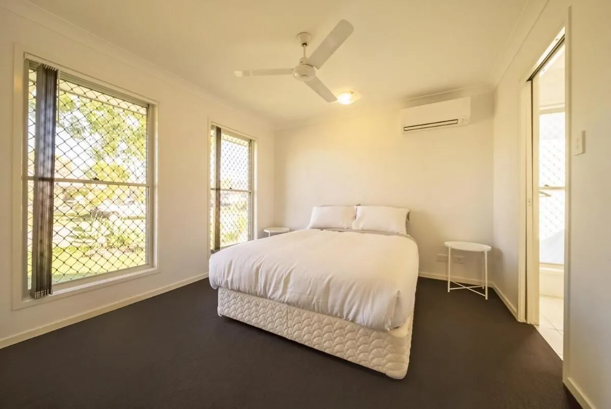 Peaceful Retreat - Spacious Family Home In Yarrabilba Perfect For Family Or Professionals Logan Village Holiday home
