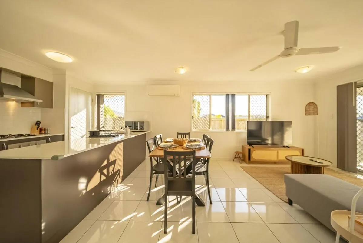 Holiday home Peaceful Retreat - Spacious Family Home In Yarrabilba Perfect For Family Or Professionals Logan Village
